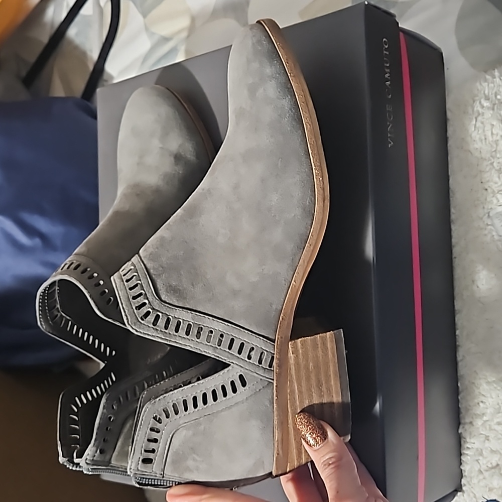 Booties! - Picture 5 of 5